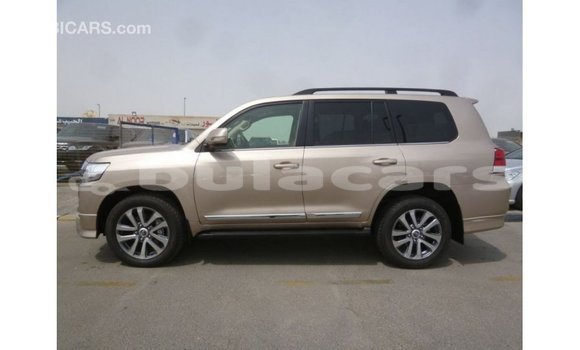 Buy Import Toyota Land Cruiser Other Car in Import - Dubai in Central Buy Import Toyota Land Cruiser Other Car in Import - Dubai in Central