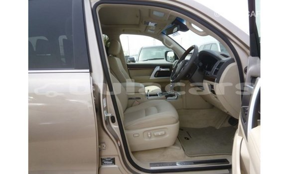 Buy Import Toyota Land Cruiser Other Car in Import - Dubai in Central Buy Import Toyota Land Cruiser Other Car in Import - Dubai in Central