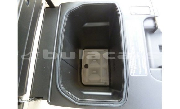 Buy Import Toyota Land Cruiser Other Car in Import - Dubai in Central Buy Import Toyota Land Cruiser Other Car in Import - Dubai in Central