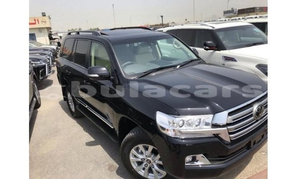 Buy Import Toyota Land Cruiser Black Car in Import - Dubai in Central Buy Import Toyota Land Cruiser Black Car in Import - Dubai in Central