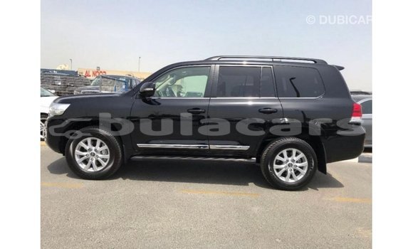 Buy Import Toyota Land Cruiser Black Car in Import - Dubai in Central Buy Import Toyota Land Cruiser Black Car in Import - Dubai in Central