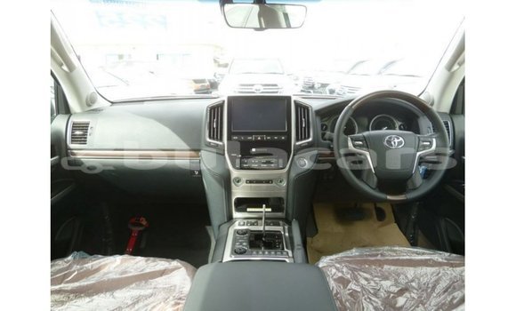 Buy Import Toyota Land Cruiser Brown Car in Import - Dubai in Central Buy Import Toyota Land Cruiser Brown Car in Import - Dubai in Central