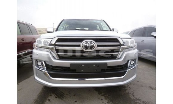 Buy Import Toyota Land Cruiser Grey Car in Import - Dubai in Central Buy Import Toyota Land Cruiser Grey Car in Import - Dubai in Central