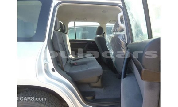 Buy Import Toyota Land Cruiser Grey Car in Import - Dubai in Central Buy Import Toyota Land Cruiser Grey Car in Import - Dubai in Central