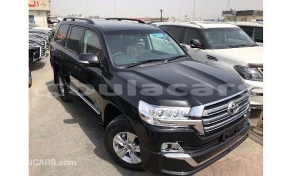 Buy Import Toyota Land Cruiser Black Car in Import - Dubai in Central Buy Import Toyota Land Cruiser Black Car in Import - Dubai in Central