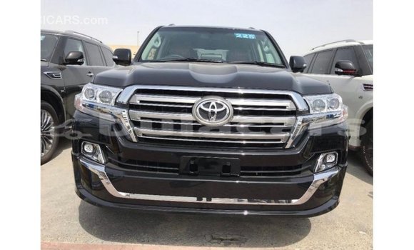 Buy Import Toyota Land Cruiser Black Car in Import - Dubai in Central Buy Import Toyota Land Cruiser Black Car in Import - Dubai in Central