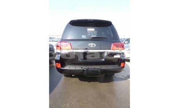 Buy Import Toyota Land Cruiser Black Car in Import - Dubai in Central Buy Import Toyota Land Cruiser Black Car in Import - Dubai in Central
