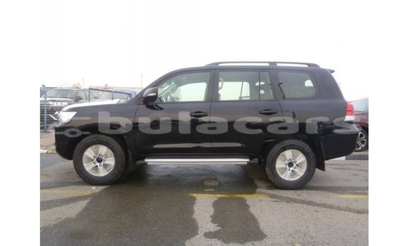 Buy Import Toyota Land Cruiser Black Car in Import - Dubai in Central Buy Import Toyota Land Cruiser Black Car in Import - Dubai in Central