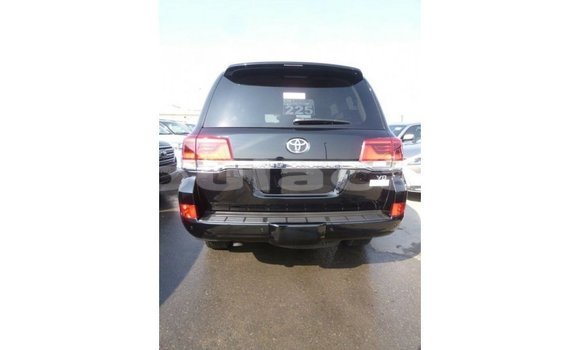 Buy Import Toyota Land Cruiser Black Car in Import - Dubai in Central Buy Import Toyota Land Cruiser Black Car in Import - Dubai in Central