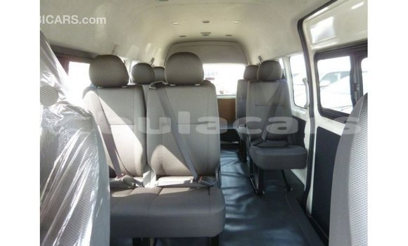 Buy Import Toyota Hiace White Car in Import - Dubai in Central Buy Import Toyota Hiace White Car in Import - Dubai in Central