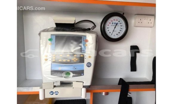 Buy Import Toyota Hiace White Car in Import - Dubai in Central Buy Import Toyota Hiace White Car in Import - Dubai in Central