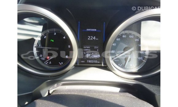 Buy Import Toyota Prado White Car in Import - Dubai in Central Buy Import Toyota Prado White Car in Import - Dubai in Central