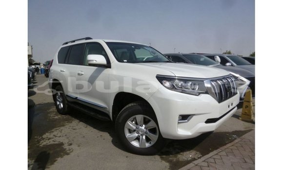 Buy Import Toyota Prado White Car in Import - Dubai in Central Buy Import Toyota Prado White Car in Import - Dubai in Central