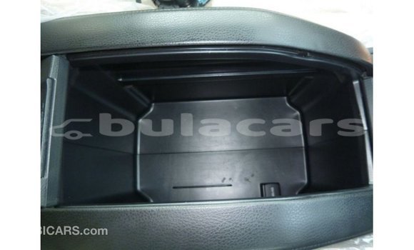 Buy Import Toyota Kluger White Car in Import - Dubai in Central Buy Import Toyota Kluger White Car in Import - Dubai in Central