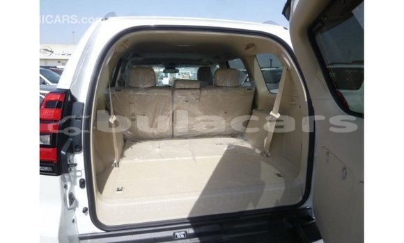 Buy Import Toyota Prado White Car in Import - Dubai in Central Buy Import Toyota Prado White Car in Import - Dubai in Central