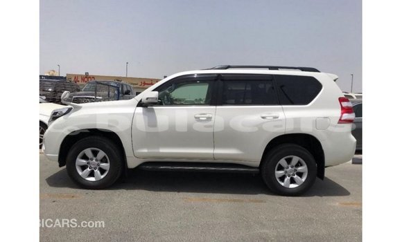 Buy Import Toyota Prado White Car in Import - Dubai in Central Buy Import Toyota Prado White Car in Import - Dubai in Central