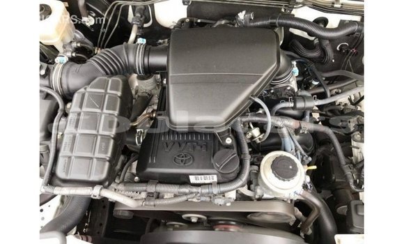 Buy Import Toyota Prado White Car in Import - Dubai in Central Buy Import Toyota Prado White Car in Import - Dubai in Central