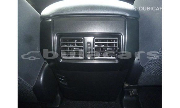 Acheter Import Voiture Toyota Prado Blanc à Import - Dubai, Central Acheter Import Voiture Toyota Prado Blanc à Import - Dubai, Central