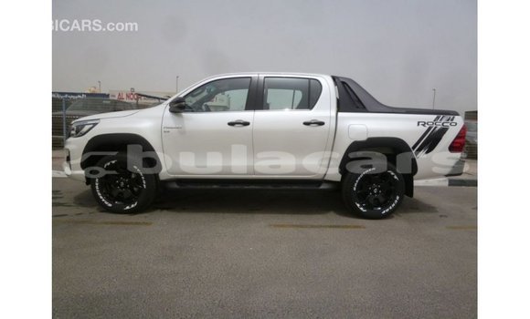 Buy Import Toyota Hilux White Car in Import - Dubai in Central Buy Import Toyota Hilux White Car in Import - Dubai in Central