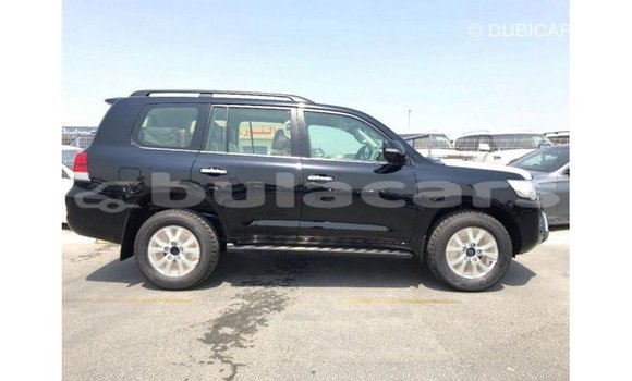 Buy Import Toyota Land Cruiser Black Car in Import - Dubai in Central Buy Import Toyota Land Cruiser Black Car in Import - Dubai in Central