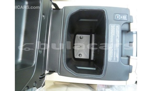 Buy Import Toyota Land Cruiser White Car in Import - Dubai in Central Buy Import Toyota Land Cruiser White Car in Import - Dubai in Central