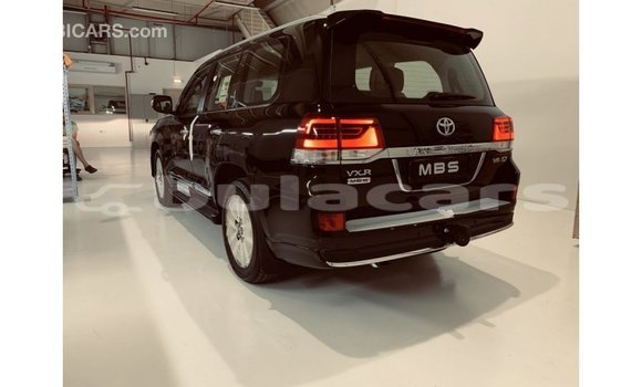 Buy Import Toyota Land Cruiser Black Car in Import - Dubai in Central Buy Import Toyota Land Cruiser Black Car in Import - Dubai in Central