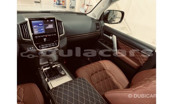 Buy Import Toyota Land Cruiser Black Car in Import - Dubai in Central Buy Import Toyota Land Cruiser Black Car in Import - Dubai in Central