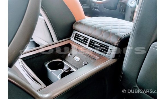 Acheter Import Voiture Toyota Land Cruiser Noir à Import - Dubai, Central Acheter Import Voiture Toyota Land Cruiser Noir à Import - Dubai, Central