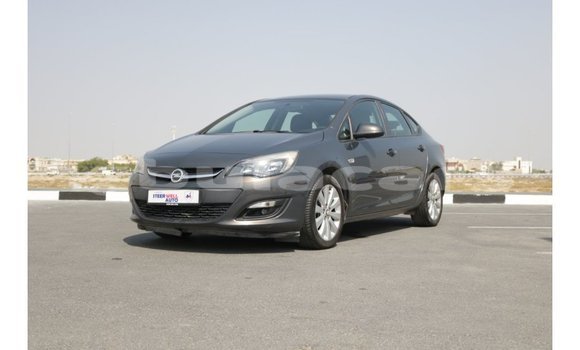 Acheter Import Voiture Opel Astra Gris à Import - Dubai, Central