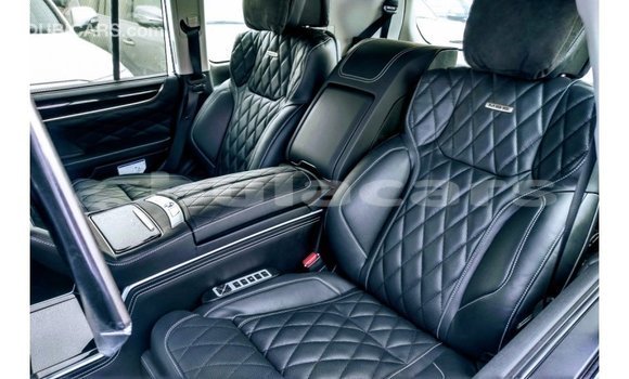 Acheter Import Voiture Lexus LX Gris à Import - Dubai, Central Acheter Import Voiture Lexus LX Gris à Import - Dubai, Central