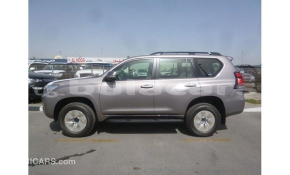 Buy Import Toyota Prado Grey Car in Import - Dubai in Central Buy Import Toyota Prado Grey Car in Import - Dubai in Central