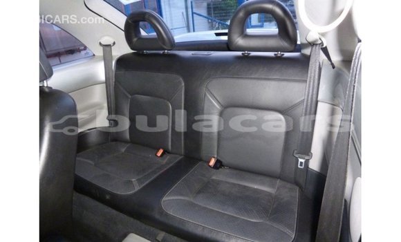 Buy Import Volkswagen Beetle White Car in Import - Dubai in Central Buy Import Volkswagen Beetle White Car in Import - Dubai in Central