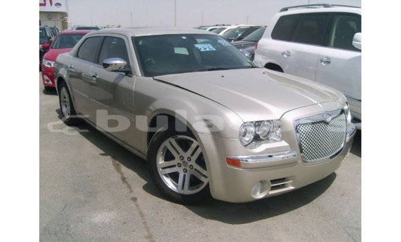 Buy Import Chrysler 300 Beige Car in Import - Dubai in Central