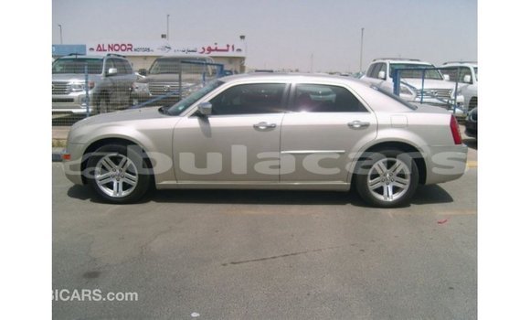 Buy Import Chrysler 300 Beige Car in Import - Dubai in Central Buy Import Chrysler 300 Beige Car in Import - Dubai in Central