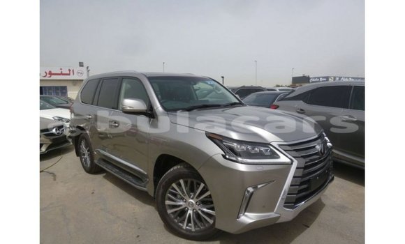 Acheter Import Voiture Lexus LX Gris à Import - Dubai, Central Acheter Import Voiture Lexus LX Gris à Import - Dubai, Central