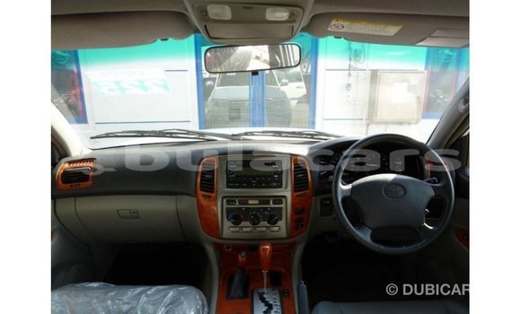 Buy Import Toyota Land Cruiser White Car in Import - Dubai in Central Buy Import Toyota Land Cruiser White Car in Import - Dubai in Central