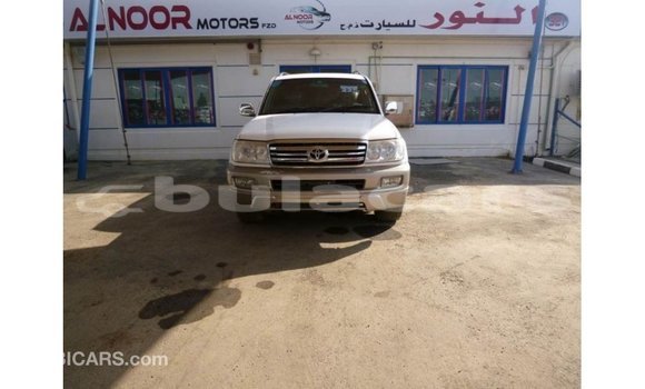Buy Import Toyota Land Cruiser White Car in Import - Dubai in Central Buy Import Toyota Land Cruiser White Car in Import - Dubai in Central