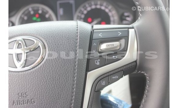 Buy Import Toyota Land Cruiser White Car in Import - Dubai in Central Buy Import Toyota Land Cruiser White Car in Import - Dubai in Central