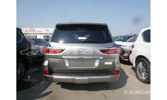 Acheter Import Voiture Lexus LX Gris à Import - Dubai, Central Acheter Import Voiture Lexus LX Gris à Import - Dubai, Central