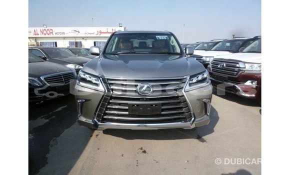 Acheter Import Voiture Lexus LX Gris à Import - Dubai, Central Acheter Import Voiture Lexus LX Gris à Import - Dubai, Central