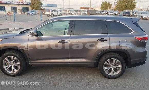 Buy Import Toyota Highlander Grey Car in Import - Dubai in Central Buy Import Toyota Highlander Grey Car in Import - Dubai in Central