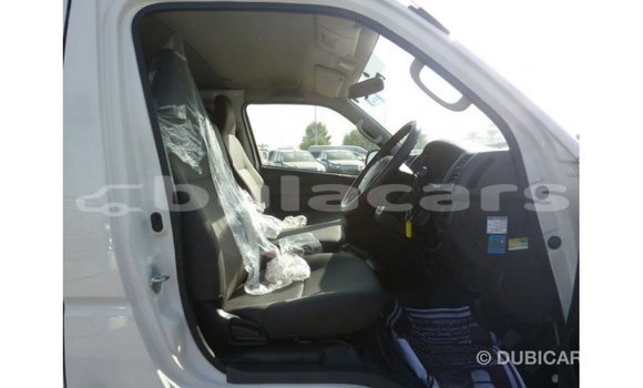 Buy Import Toyota Hiace White Car in Import - Dubai in Central Buy Import Toyota Hiace White Car in Import - Dubai in Central
