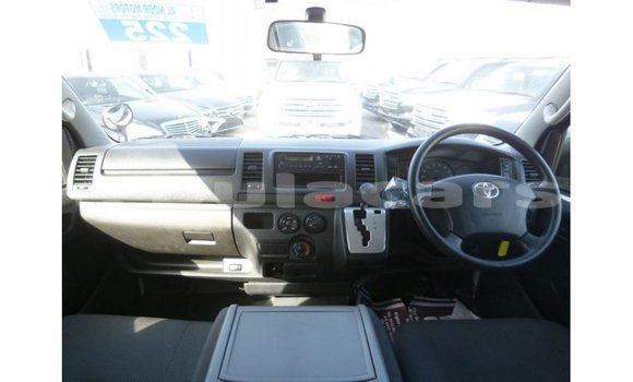 Buy Import Toyota Hiace White Car in Import - Dubai in Central Buy Import Toyota Hiace White Car in Import - Dubai in Central