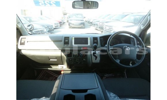Buy Import Toyota Hiace White Car in Import - Dubai in Central Buy Import Toyota Hiace White Car in Import - Dubai in Central