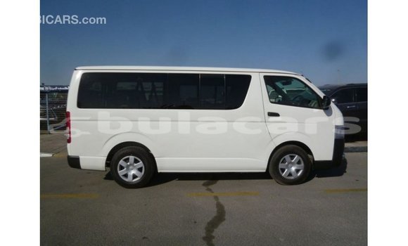 Buy Import Toyota Hiace White Car in Import - Dubai in Central Buy Import Toyota Hiace White Car in Import - Dubai in Central