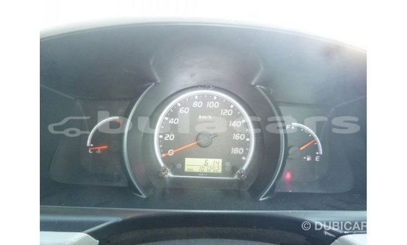 Buy Import Toyota Hiace White Car in Import - Dubai in Central Buy Import Toyota Hiace White Car in Import - Dubai in Central