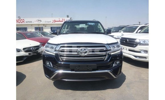 Acheter Import Voiture Toyota Land Cruiser Bleu à Import - Dubai, Central Acheter Import Voiture Toyota Land Cruiser Bleu à Import - Dubai, Central