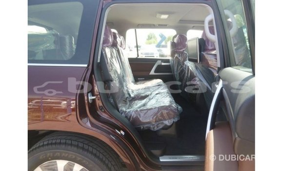 Buy Import Toyota Land Cruiser Red Car in Import - Dubai in Central Buy Import Toyota Land Cruiser Red Car in Import - Dubai in Central