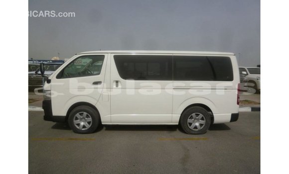 Buy Import Toyota Hiace White Car in Import - Dubai in Central Buy Import Toyota Hiace White Car in Import - Dubai in Central