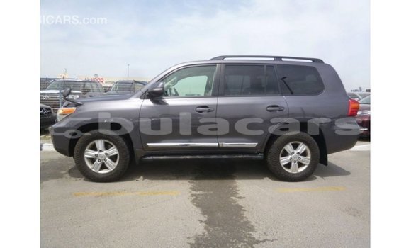Buy Import Toyota Land Cruiser Grey Car in Import - Dubai in Central Buy Import Toyota Land Cruiser Grey Car in Import - Dubai in Central